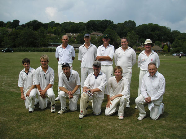 Picture of players of 20 over game