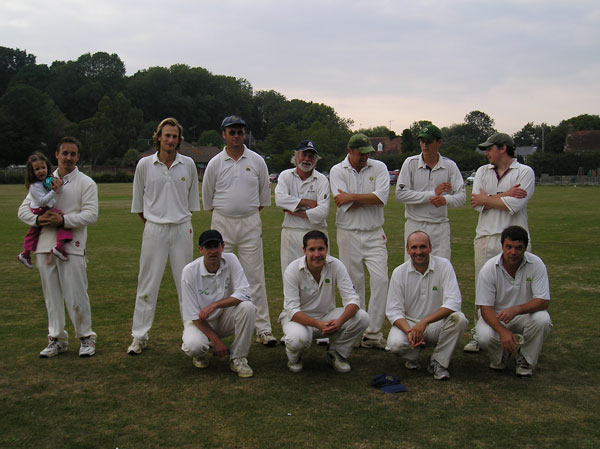 Picture of players of 30 over game